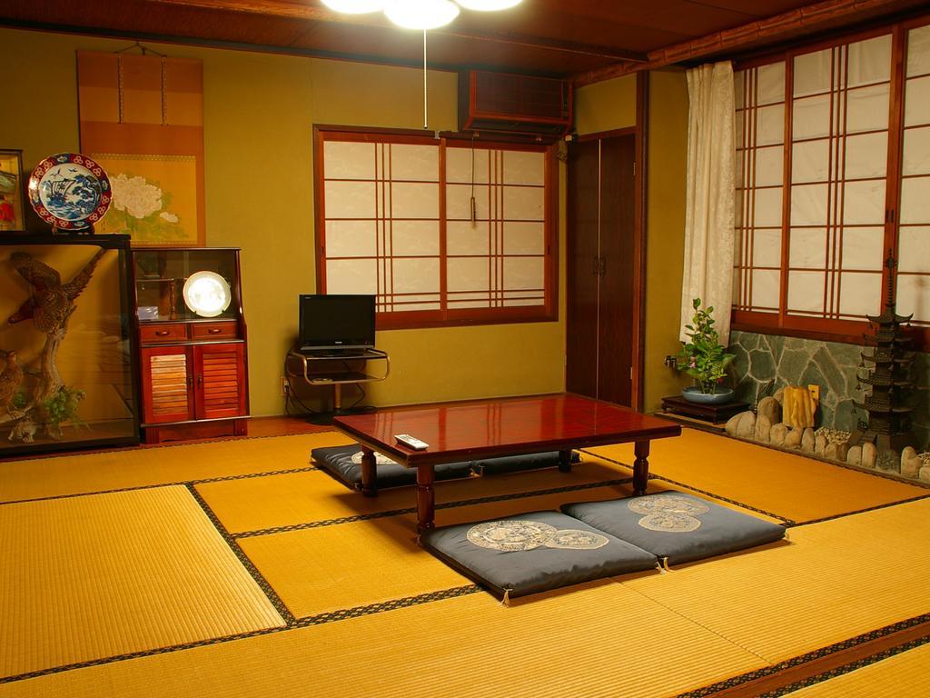 Nakasaya Hotel Kami  Buitenkant foto