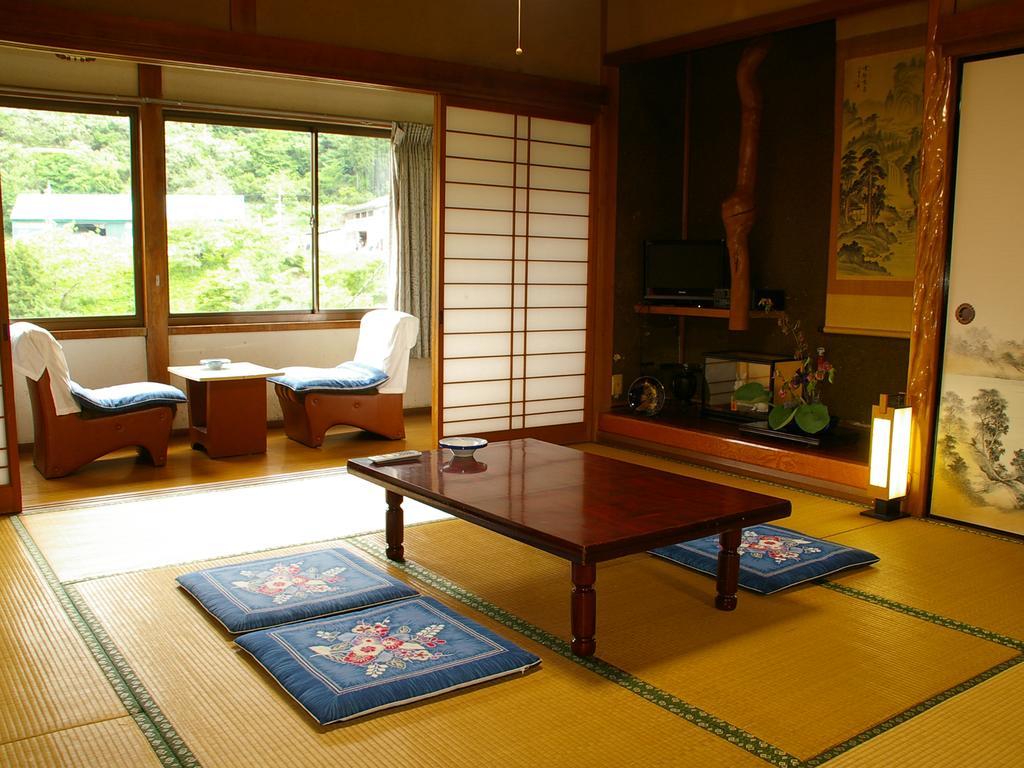 Nakasaya Hotel Kami  Buitenkant foto